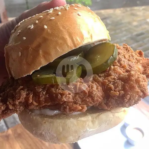 Southern Fried Chicken Sandwich | Anchor Cafe & Roastery, Dermaga Sukajadi