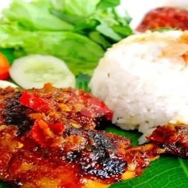 Ayam Bakar Nasi Putih | Sayur Asem Rawon Sambel Jeletot, Kota