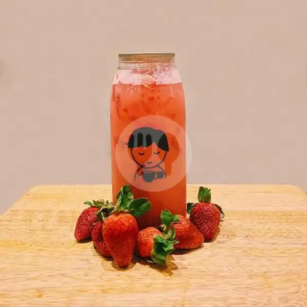 Strawberry Yakult (Large 500 ml) | Cincai Cafe, Baloi Kusuma