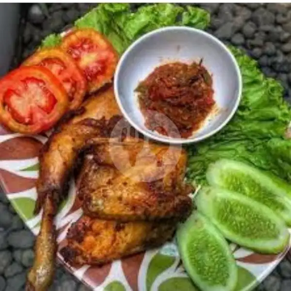 Paket Lalapan Ayam Goreng Tanpa Nasi | Dapoer Cak Dory, Cempaka Kaja
