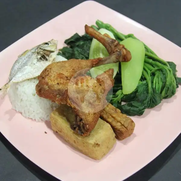 Nasi Tempong Ayam goreng Dada/Paha | Warung Pink Tempong, Teuku Umar