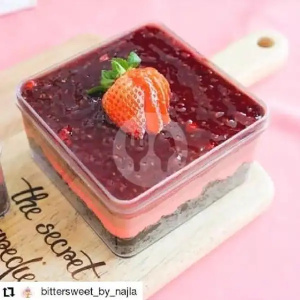 Summerberry Dessert Box | Bittersweet Jastip, Rancamanyar