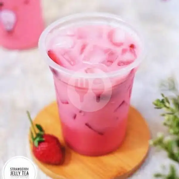 Es Susu Strawberry + Grass Jelly | Dapoer Ratih, Ngaglik