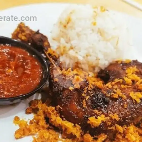 Nasi + Ayam geprek Kremesan | Soto & Ayam Geprek Bang Kafeel, Cilacap