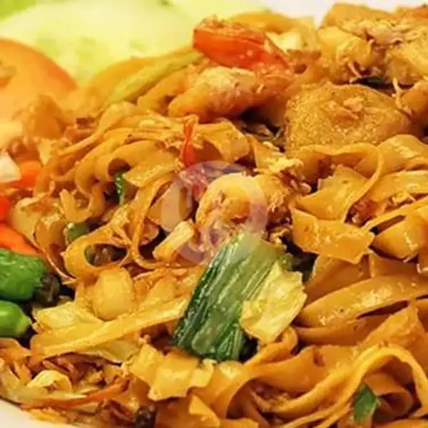 Kwetiaw Goreng Telur | Nom-Nom Thai Tea Sate Seafood & Sosis Bakar Myranty, Kp Sleko