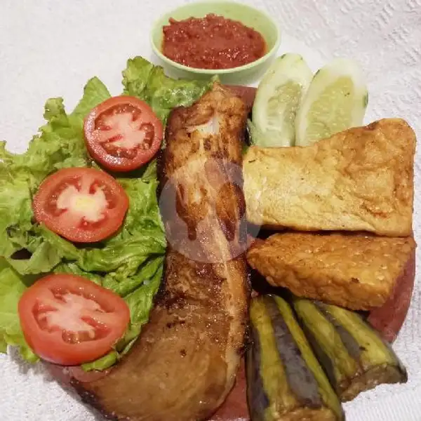 Nasi Sambelan Ikan Panggangan | Sambelan Bu Siti, Kebraon 2 Gg tomat no 24,Kel.kebraon,kec.karang Pilang