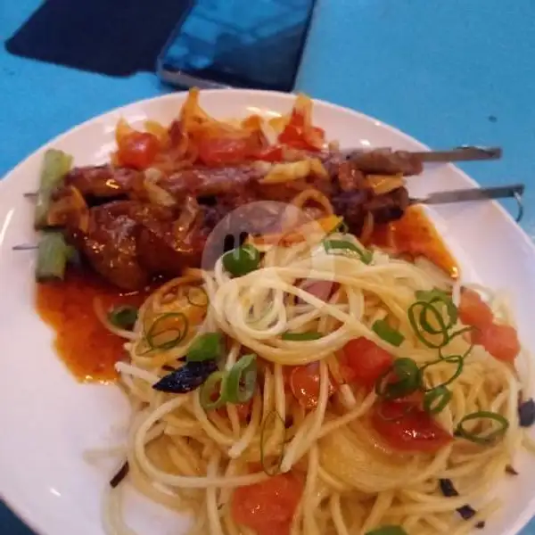 Spaghetti with Chicken Garlic | Fat Daddy's Kitchen