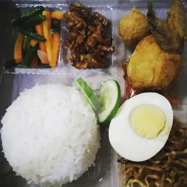 Nasi Putih Box/10 | Nasi Tumpeng dan Nasi Liwet Mpok Ipeh, Kebon Jeruk
