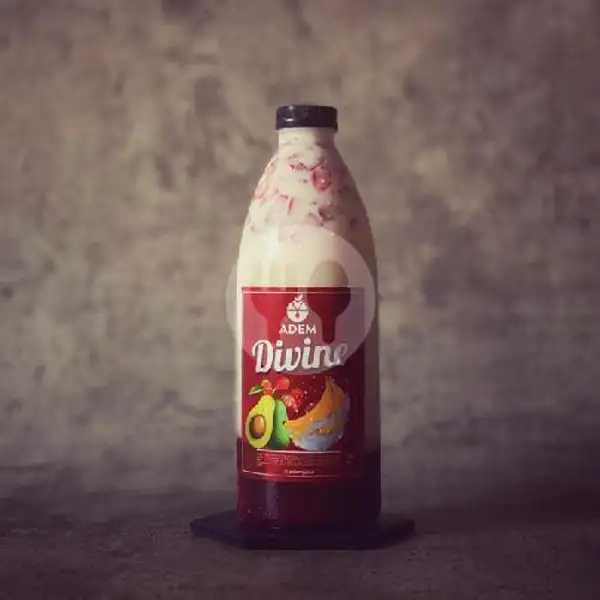 Korean Fresh Strawberry Milk (1L) | Adem Juice & Smoothie, Denpasar