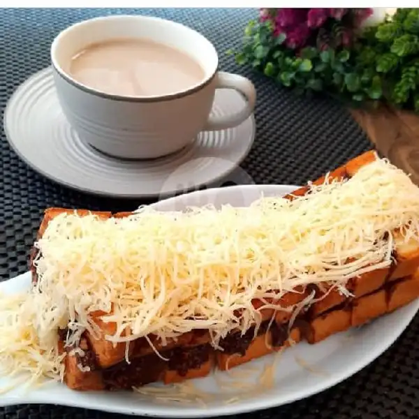 Roti Bakar Kasino Selai Kacang + Keju | Roti Bakar & Kukus Nadira, Cimahi