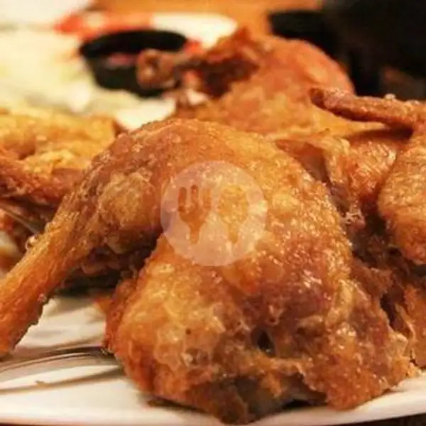 Ayam Goreng + Nasi | Warung Bangka Jaya, Denpasar