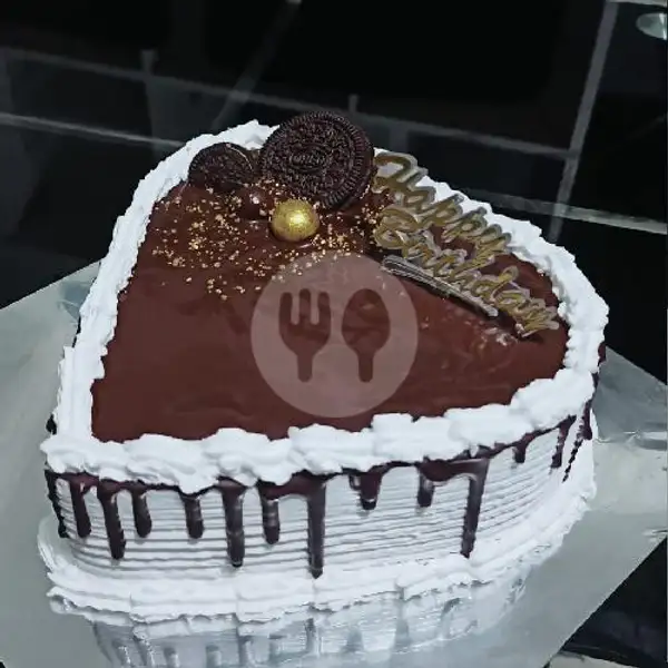 Cake Love Oreo Sultan 20cm | Barbar Cake House