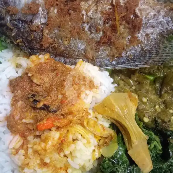 Nasi Ikan Nila Goreng | Masakan Padang Minang Raya, Klojen