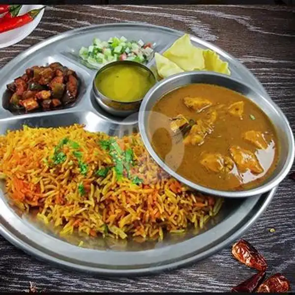 Plating Briyani Chicken Curry | Prabhu Curry House, Prabudimuntur
