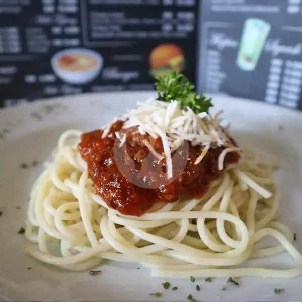 Spagheti Mama Muda (aglio Olio) | YesCafe, Ahmad Yani