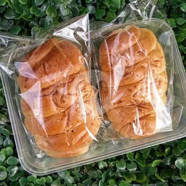 Roti Pisang Keju Besar | Toko Roti, Kue & Jajanan Pasar Aneka Ex Ps. Bulu, Barusari