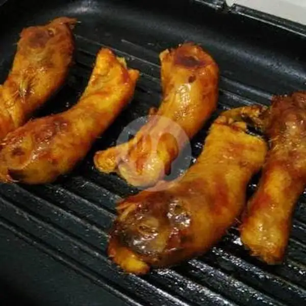 Nasi Goreng + Kepala Ayam Goreng + Krupuk | Ayam Geprek Farish, Tlogosari Kulon
