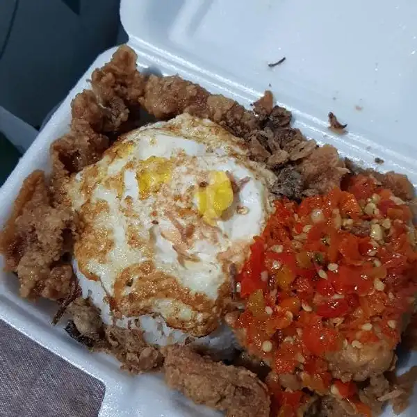 (Komplit)  Nasi Kulit + Telur Ceplok + Ayam Gebug | Ayam Gebug 