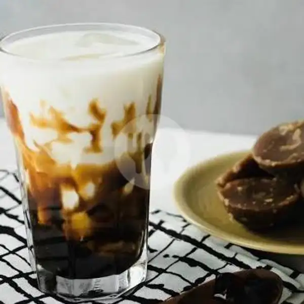 Brown Sugar Milk Tea | Teh Poci, Nasi Sarden, Ayam Goreng, Alesha Food and Drink, BOJONGSOANG