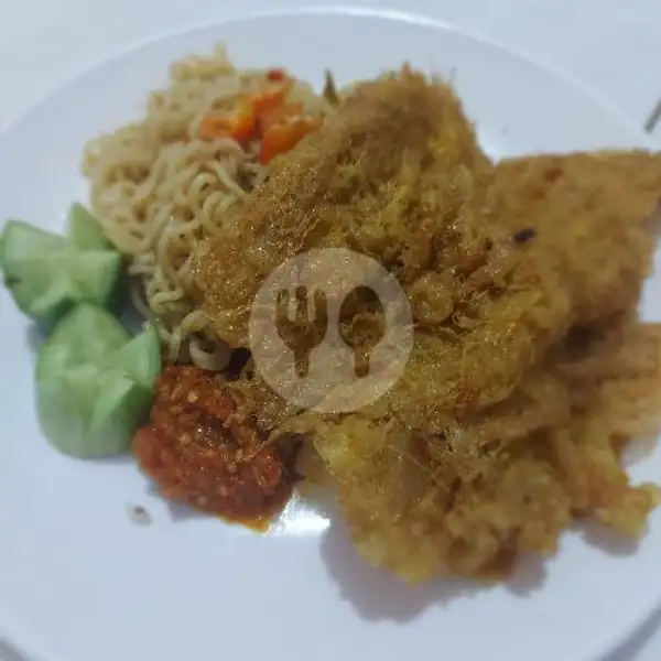 Mie Goreng Dower Telor Dadar | Ayam Goreng & Paru Kriuk Sambal Petir Dapur Umami, Margacinta