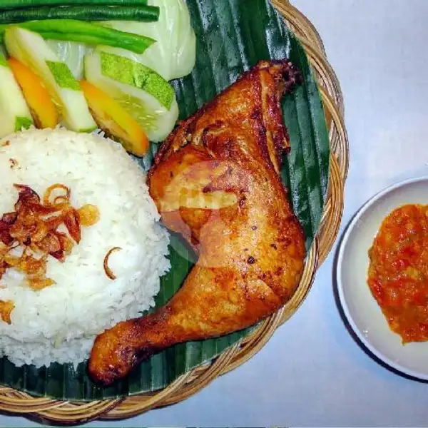 Paket Nasi Ayam Penyet Jumbo | Ayam Penyet dan Ayam Geprek Bu Linda , Kemang Raya