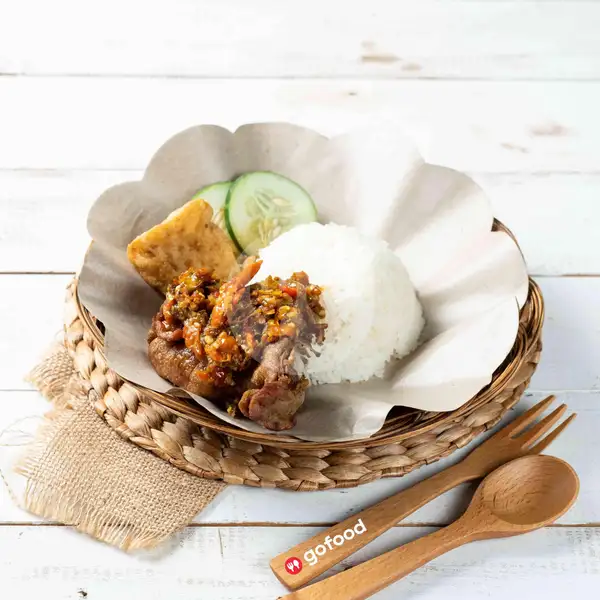 Ayam Goang + Nasi | Ayam Goreng Nelongso, Dr Soetomo Gresik