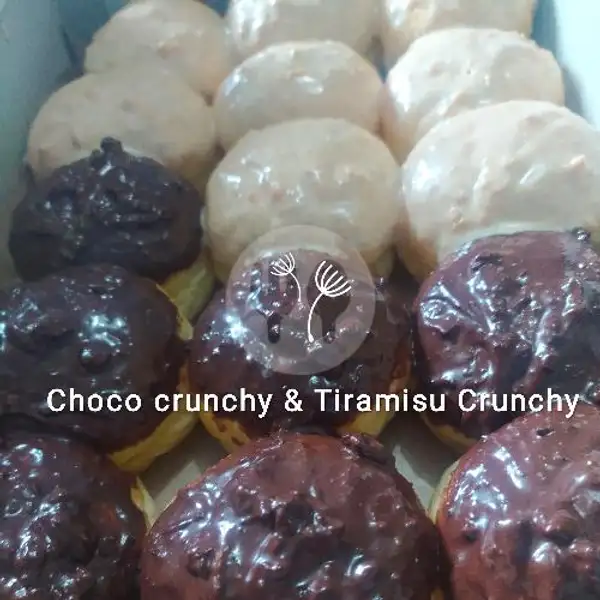 Choco Crunchy, Tiramisu Crunchy Isi 9 | Donat Yok, Bukit Raya