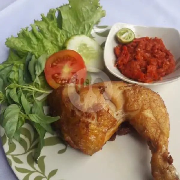 Lalapan Ayam Goreng + Sambel Goreng | Ayam Bakar Dapur Widya