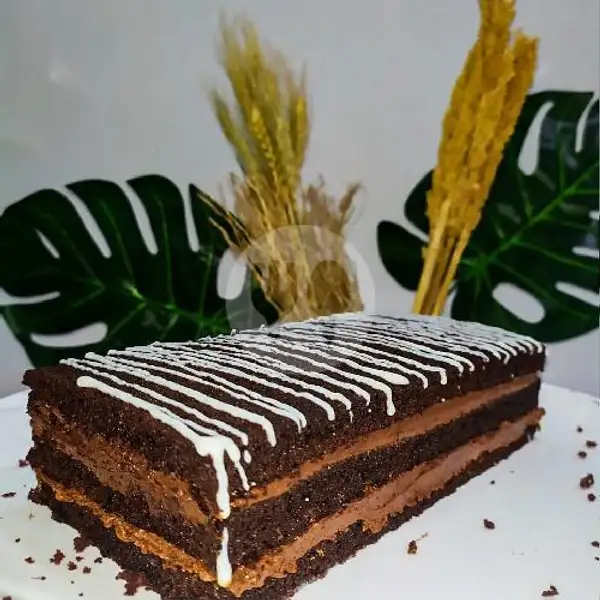 Choco Layer | Ajib Bakery
