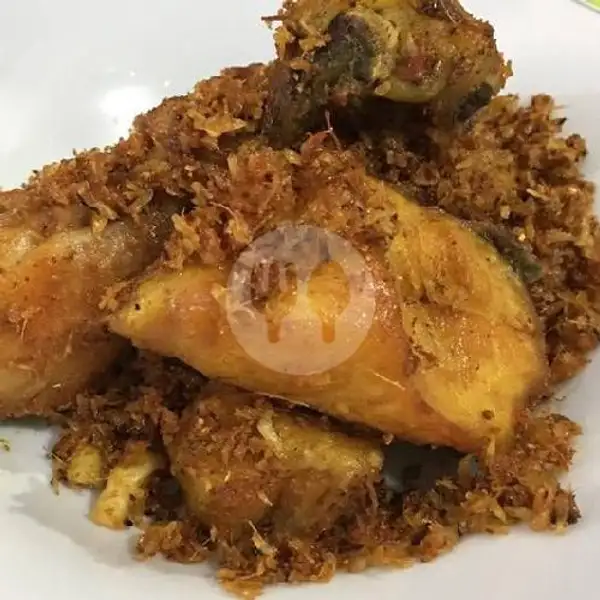 Ayam Goreng Serundeng (Kelapa)satuan | Nasi Goreng Mba Desti, Masjid At-taubah