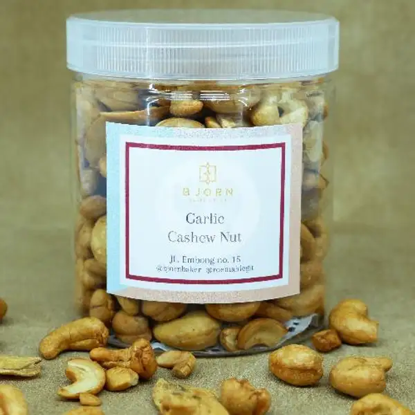 Garlic Cashew Nut 300 Gr | ROEMAH LEGIT EMBONG