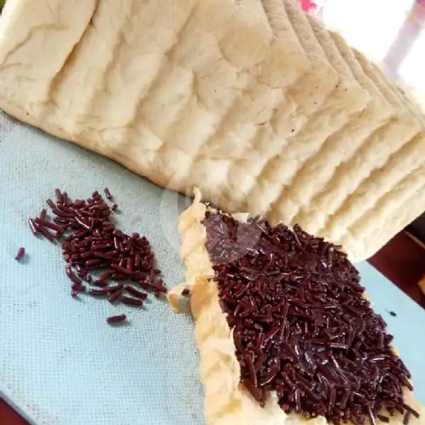 Roti Bakar Coklat Sedang | Roti Bakar & Kukus KukuKarin, Sangkuriang