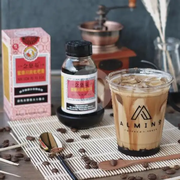 Ice Pei Pa Koa Latte | Almino Coffee & Kitchen, The Central Sukajadi