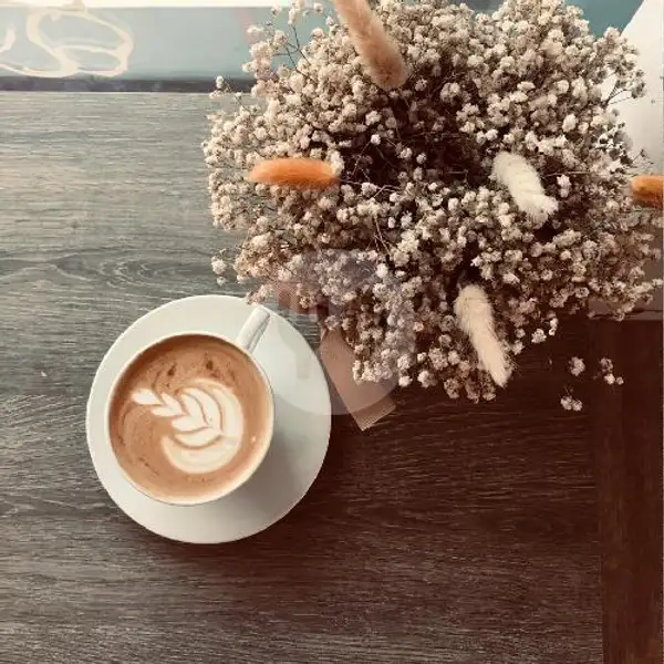 Hot Coffee Latte | Ant Artisan Bakery & Coffee, Maskumambang