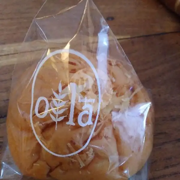 Roti Keju Saja | Ola Bakery, Sorowajan