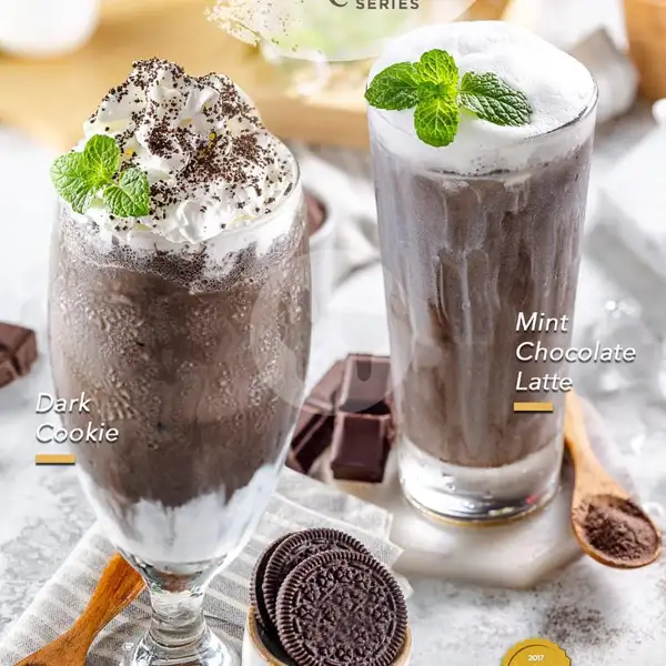 Mint Chocolate Latte | Excelso Cafe, Vitka Point Tiban