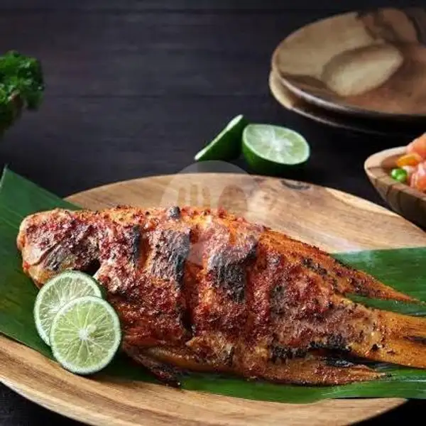Ikan Nila Bakar + Es Teh Manis | Dapoer Mukbang, Citalang Raya