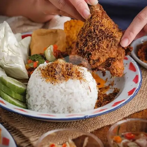 ATL Serundeng + Nasi Pilihan | Ayam Tulang Lunak Sukaluyu, Rereng Manis