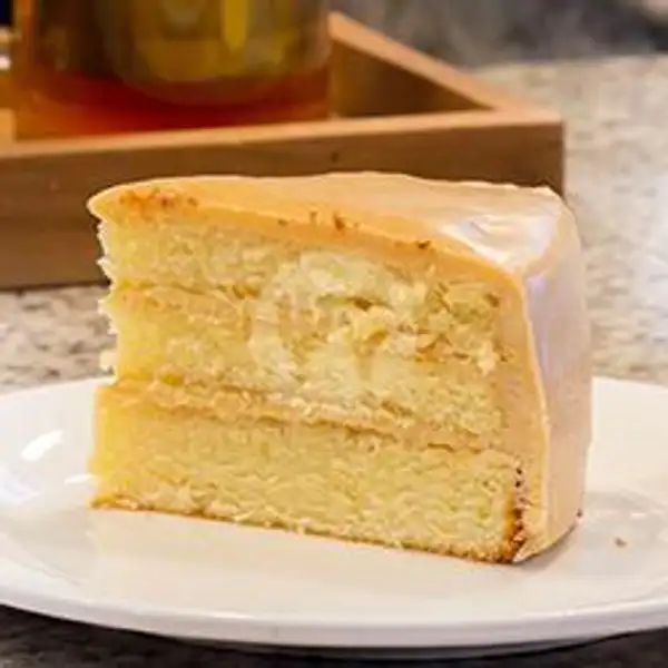 Caramel Cake (Slice) | Anchor Cafe & Roastery, Dermaga Sukajadi