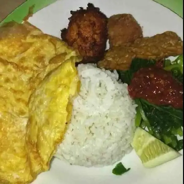 Nasi tempong telur dadar(free es teh) | Berkah Dapur , Singotrunan