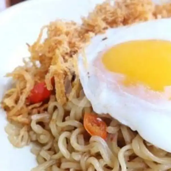 Mie Goreng Ayam + Telor (Dadar Atau Ceplok) | Warung Bang Naim, Sedati