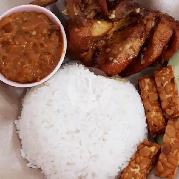 Paket Ayam Penyet Dengan Nasi | Marina Park GOKU Cabe Ijo, Marina Park