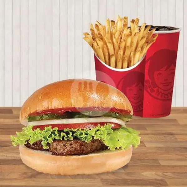 Combo Beef Burger Deluxe With Medium Fries & Wendy's Drink | Wendy's, Grand Indonesia