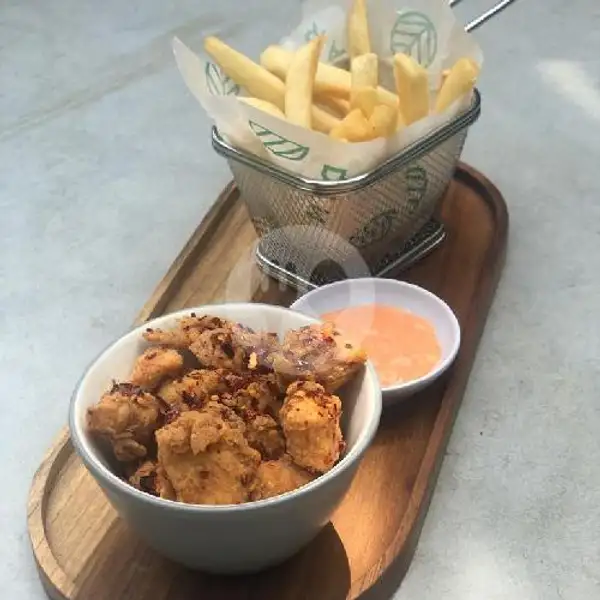 Spicy Chicken Popcorn | Jardin Cafe, Cimanuk