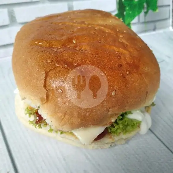 Burger Keju Besar | LYN_AYAM GEPREK & FRUIT SALAD, SUKABUMI