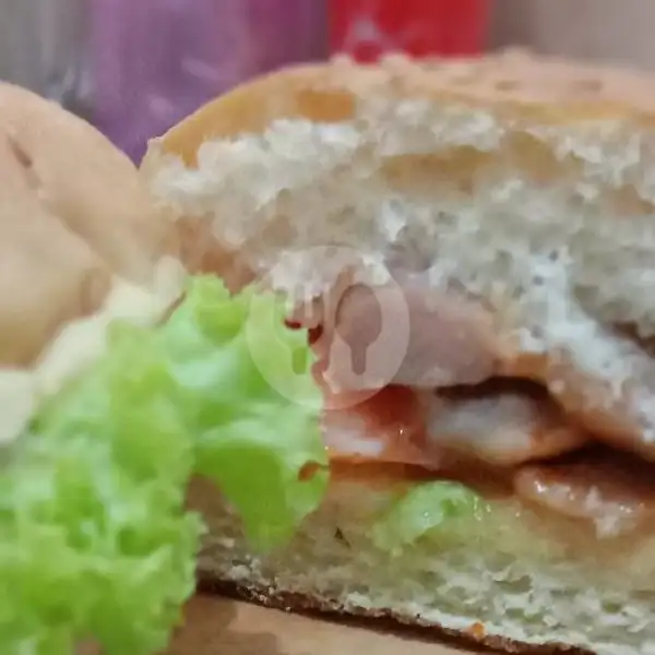 Sausage Burger Extra Cheese | Happy Burger, Samarinda Ulu
