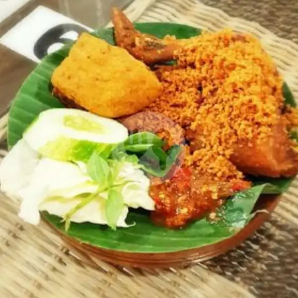 Ayam Penyet Crispy | Ghigha Seafood Sambal Balado, Bengkong