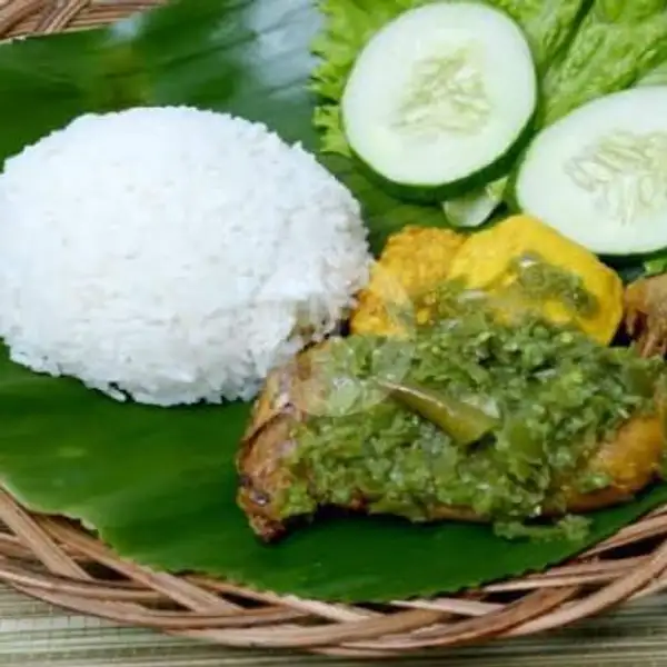 Ayam Cabe Ijo | Ghigha Seafood Sambal Balado, Bengkong