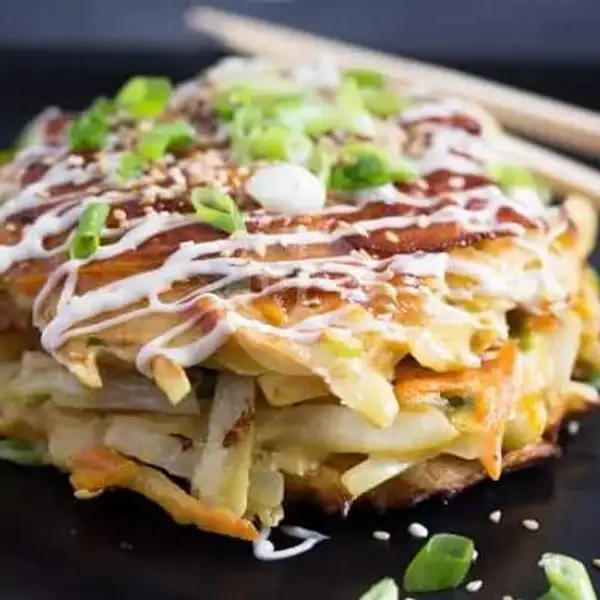 Okonomiyaki mantul isian mix | Takoyaki Rania, Okonomiyaki,Cipedes Hilir