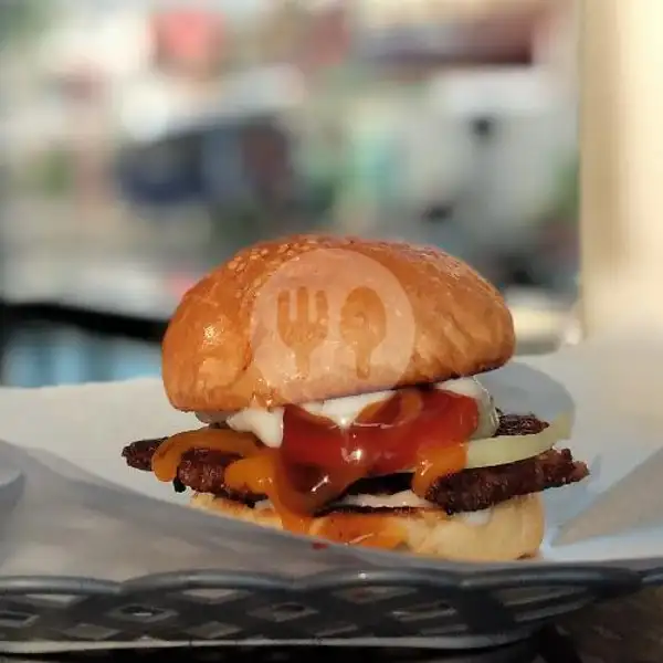 CHEESE BEEF BURGER | The K&K Burger Arang